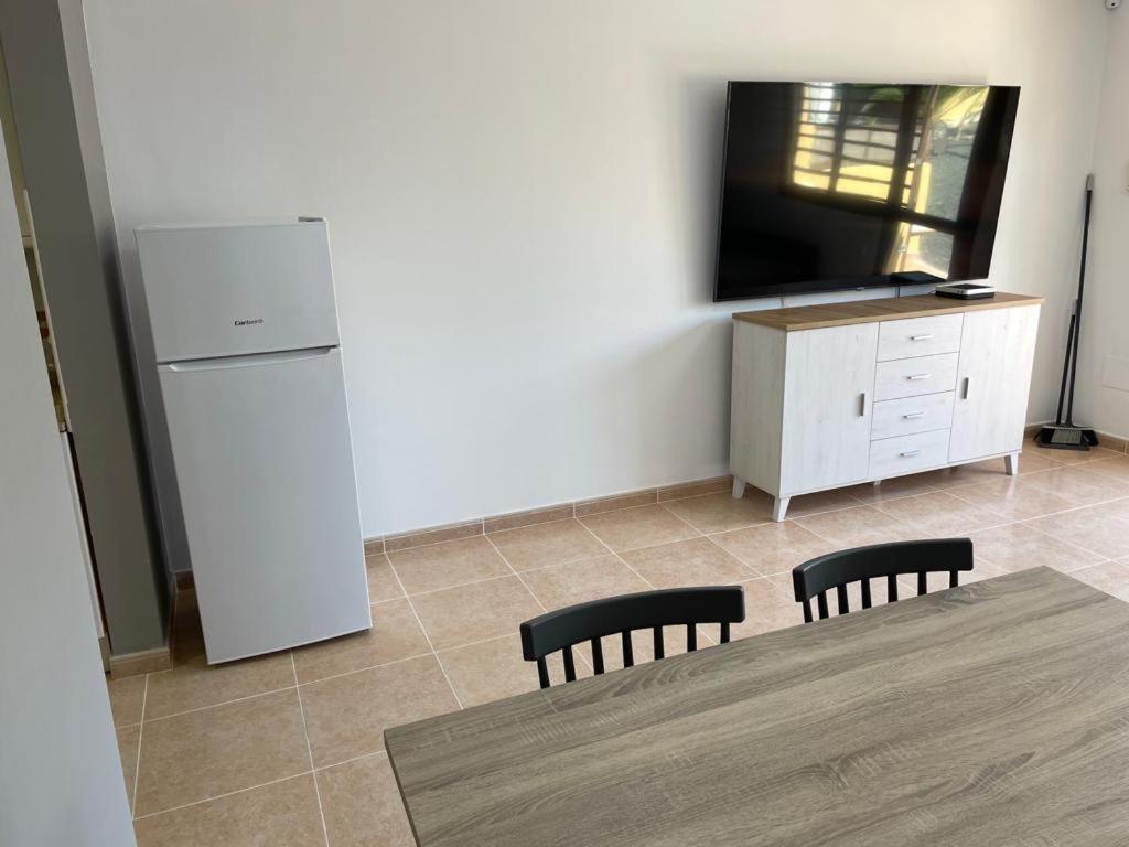 Апартаменты Casa Mari Y Jose Con Grandes Piscinas Y Wifi Gratis Коральео Экстерьер фото