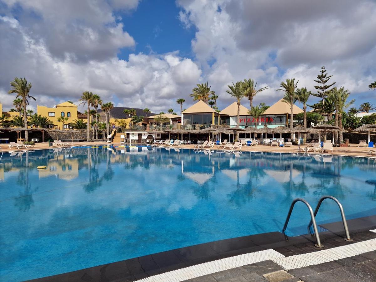 Апартаменты Casa Mari Y Jose Con Grandes Piscinas Y Wifi Gratis Коральео Экстерьер фото