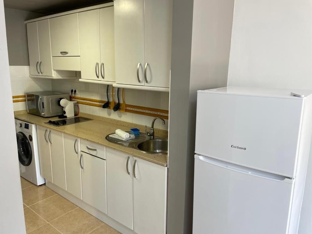Апартаменты Casa Mari Y Jose Con Grandes Piscinas Y Wifi Gratis Коральео Экстерьер фото